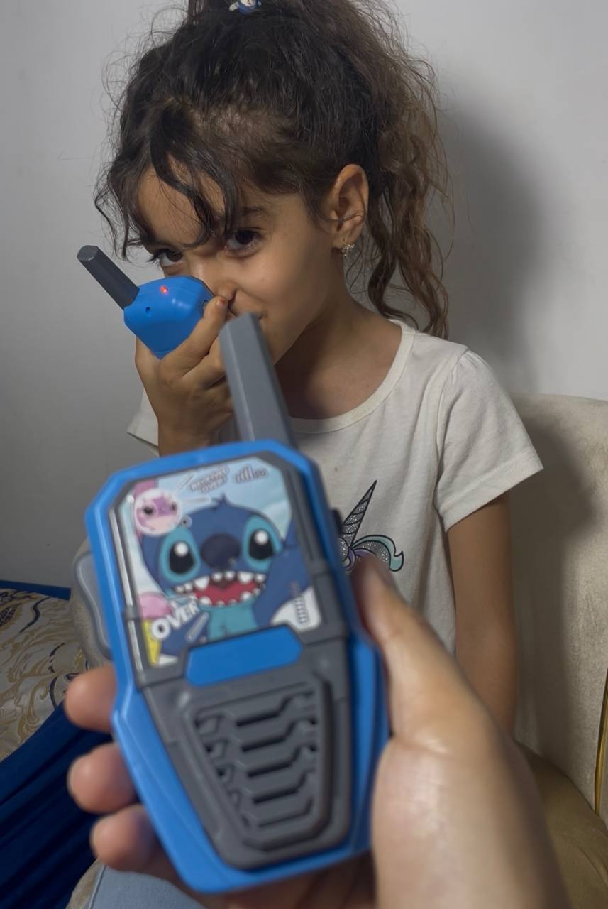 WALKIE-TALKIE